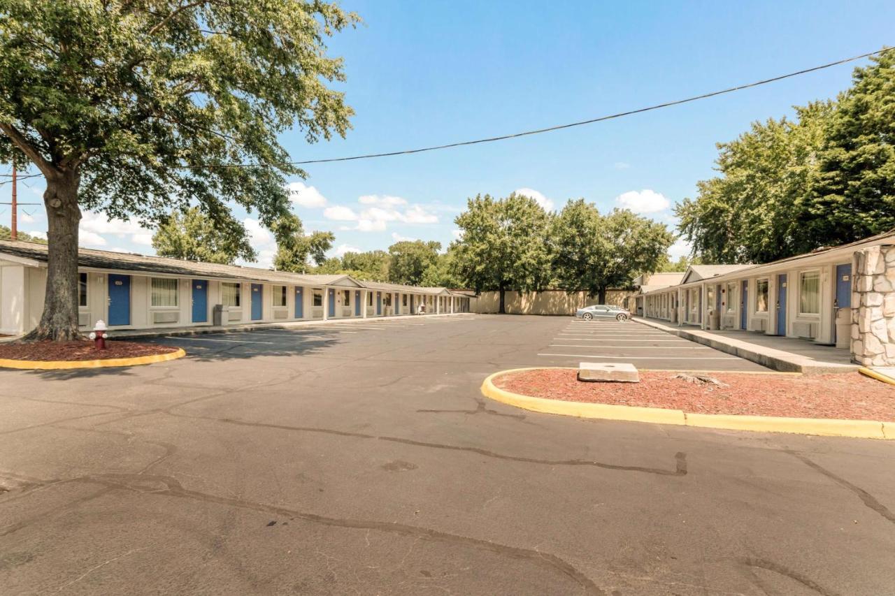 Motel 6-Newport News, Va Екстериор снимка